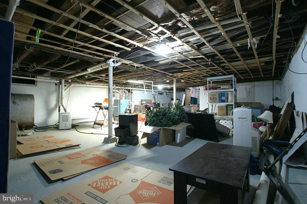 20 Crosswicks Chesterfield Road Chesterfield, NJ 08515 - Photo 33 of 38 Basement
