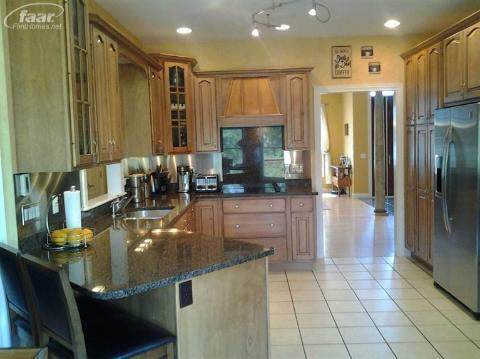 2078 North McKinley Road Flushing, MI 48433 - Photo 3 of 21 20354173-2.JPG
