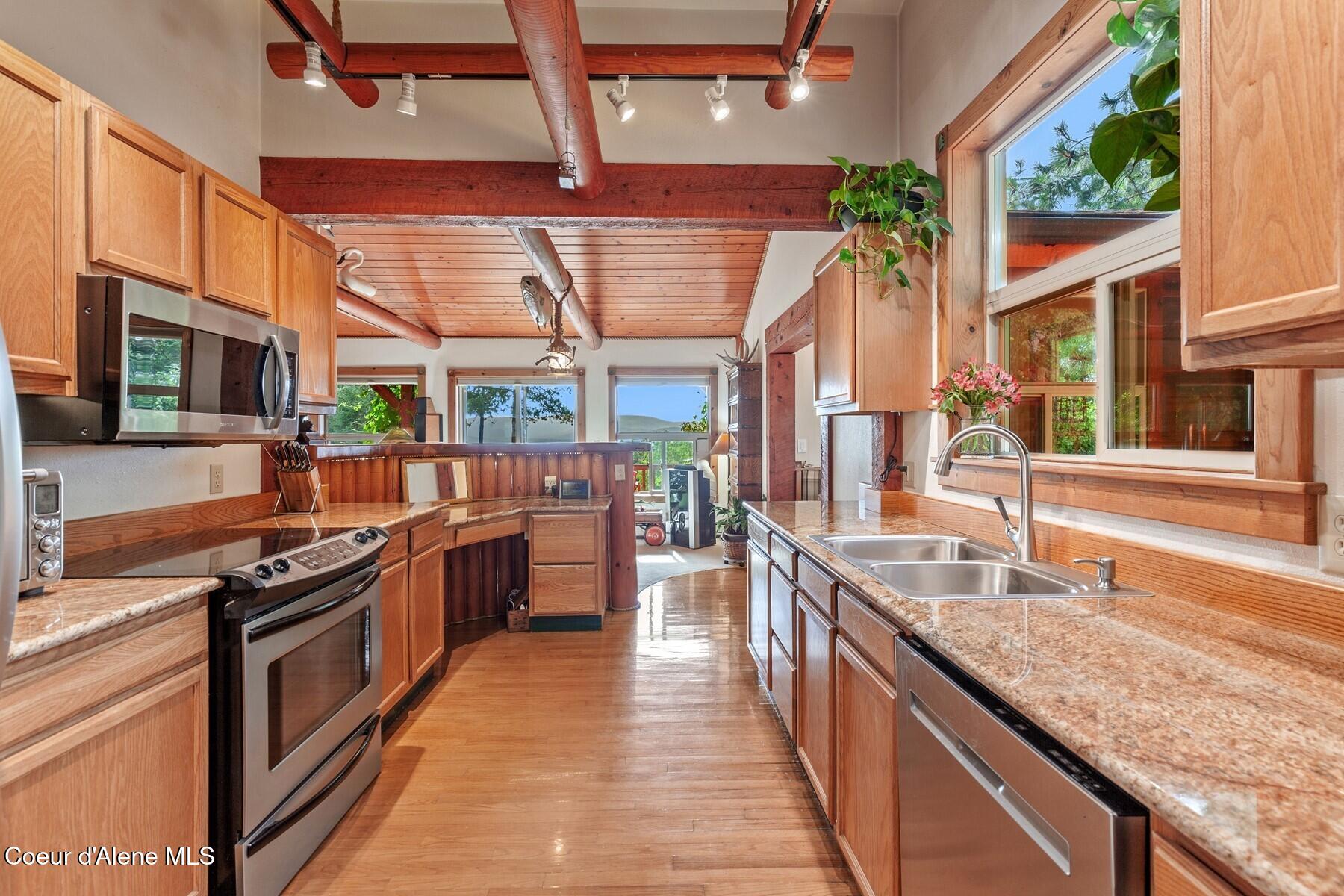 8562 South Gozzer Road Harrison, ID 83833 - Photo 11 of 40 Newer Stainless appliances too