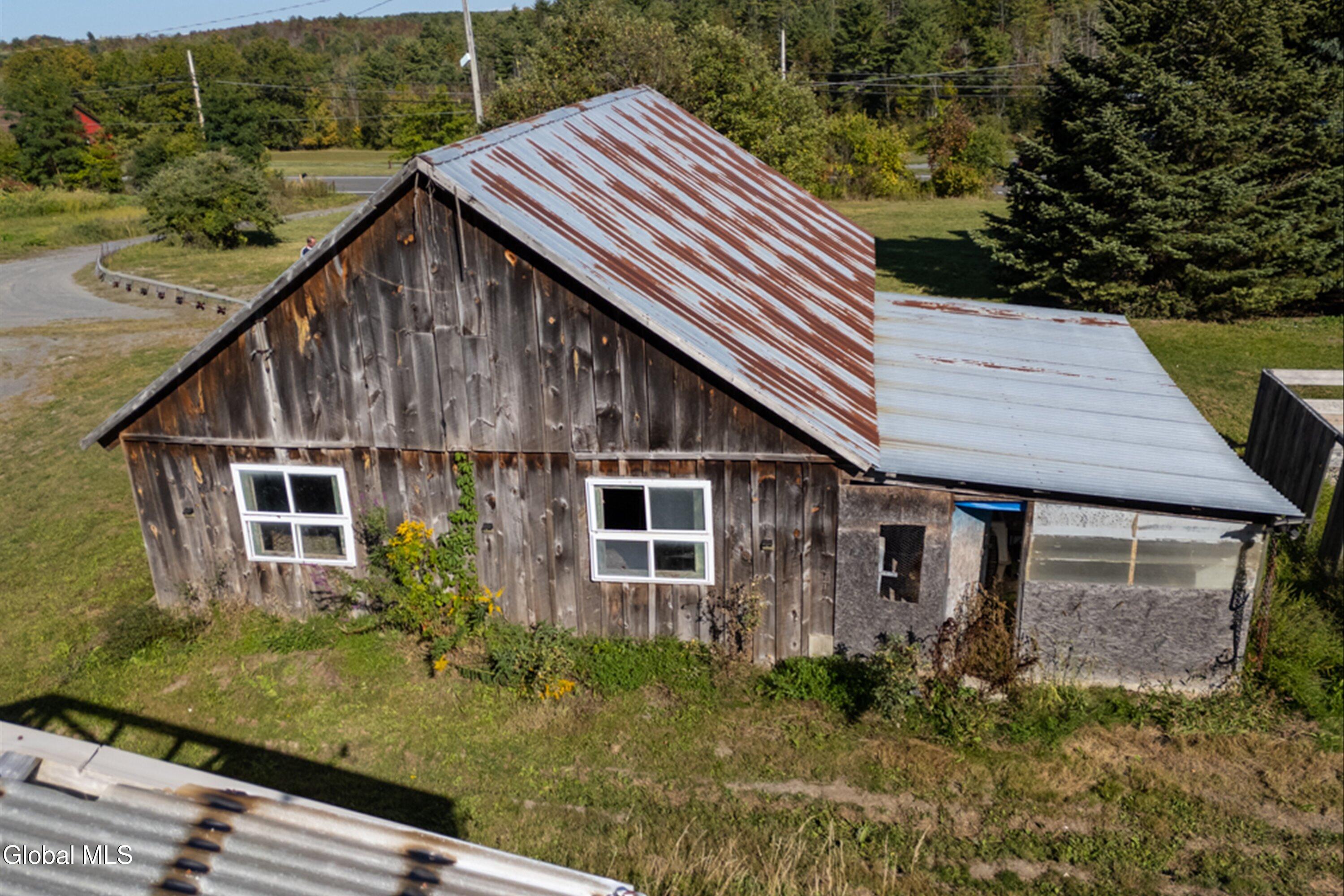 2 Harold Drive Altamont, NY 12009 - Photo 16 of 50 16-2 Harold Dr-47