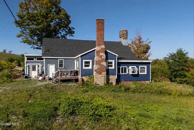 $325,000 | 2 Harold Drive, Altamont, NY 12009