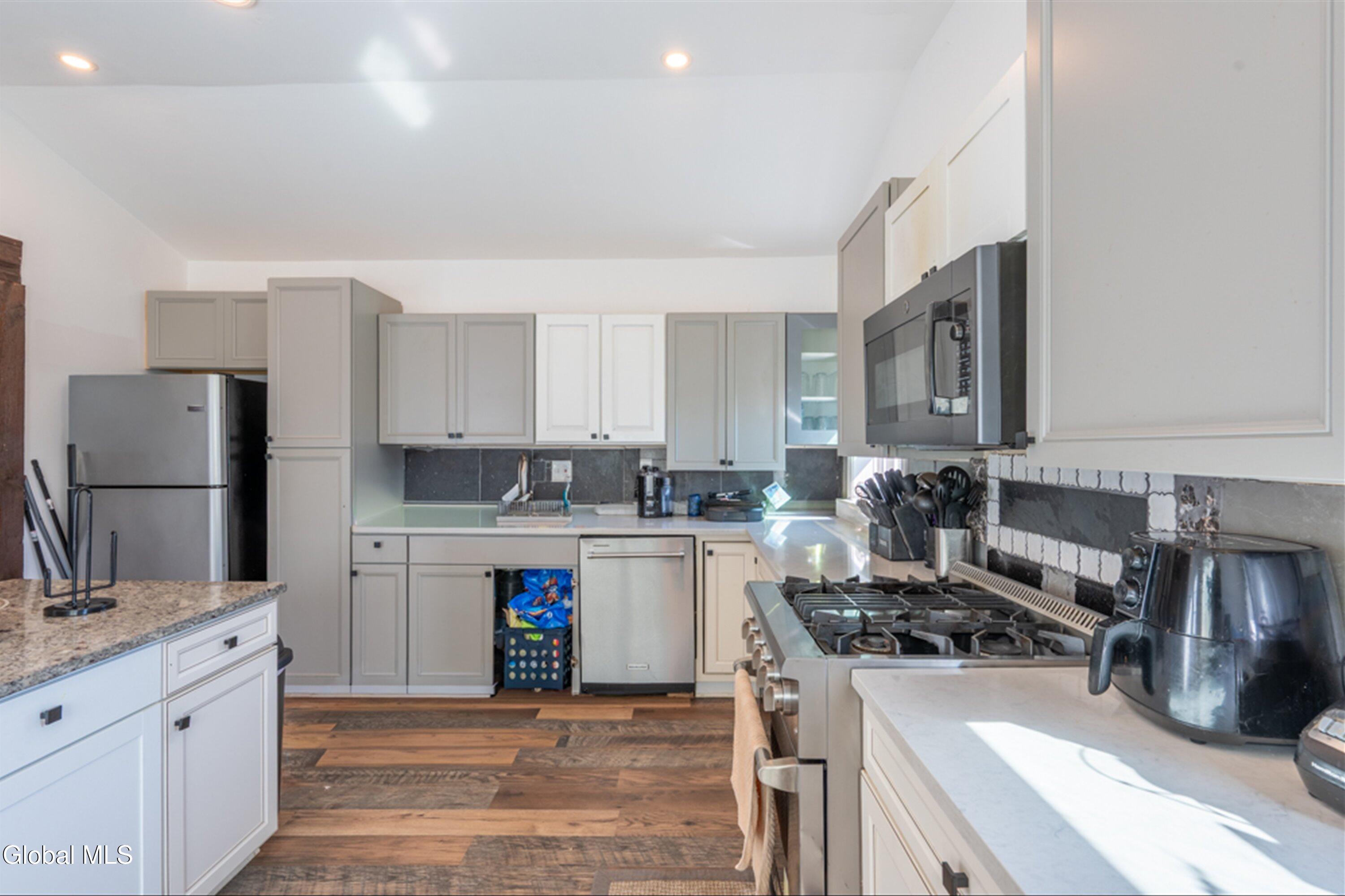 2 Harold Drive Altamont, NY 12009 - Photo 21 of 50 21-2 Harold Dr-19