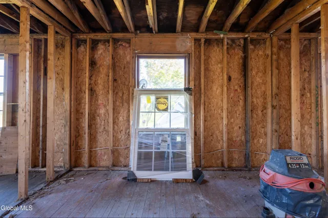 $325,000 | 2 Harold Drive, Altamont, NY 12009