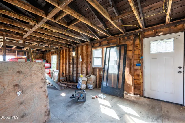 $325,000 | 2 Harold Drive, Altamont, NY 12009