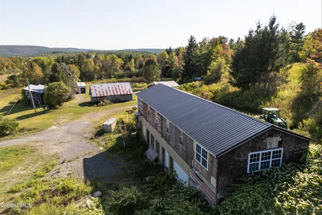 $325,000 | 2 Harold Drive, Altamont, NY 12009