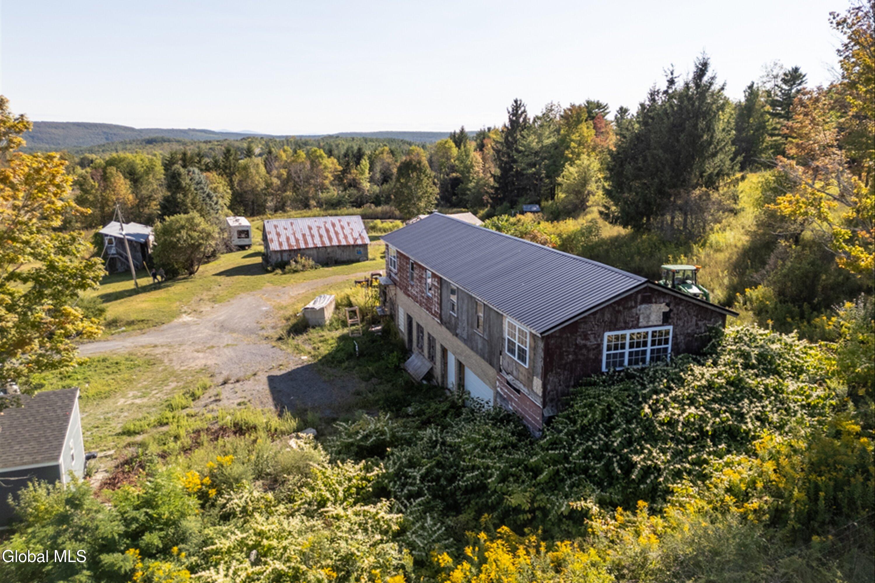 2 Harold Drive Altamont, NY 12009 - Photo 8 of 50 08-2 Harold Dr-39