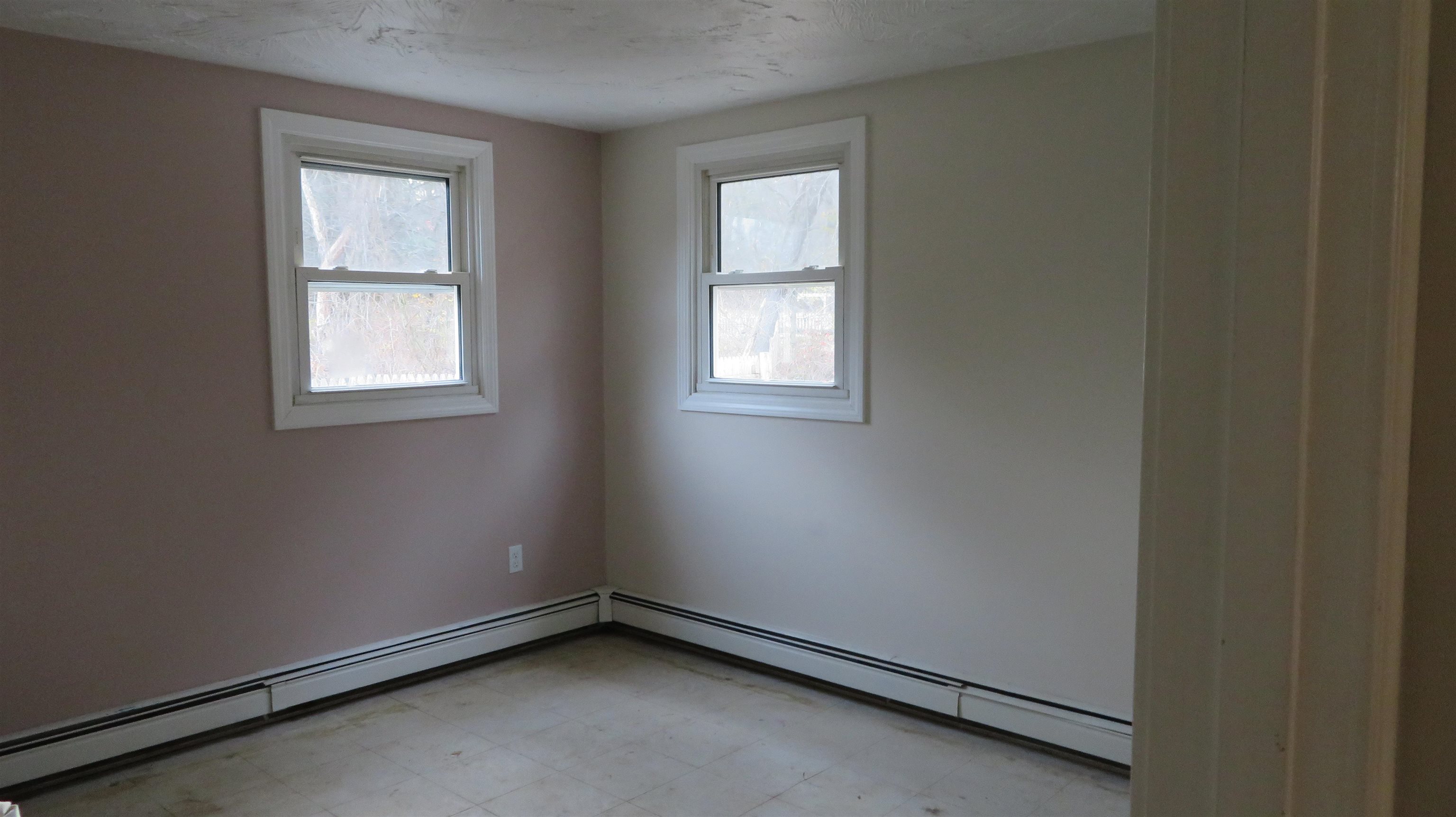 307 Dearborn Road Pembroke, NH 03275 - Photo 16 of 20 Gallery Image 16