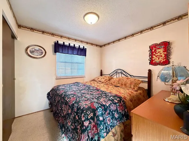 $193,900 | 202 Meadowbrook Drive, Farmington, MO 63640