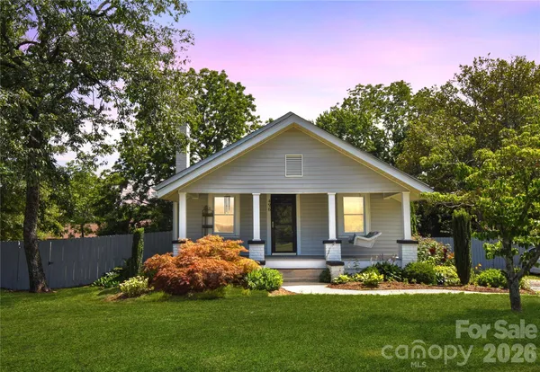 $239,900 | 496 14th Avenue Northeast, Hickory, NC 28601