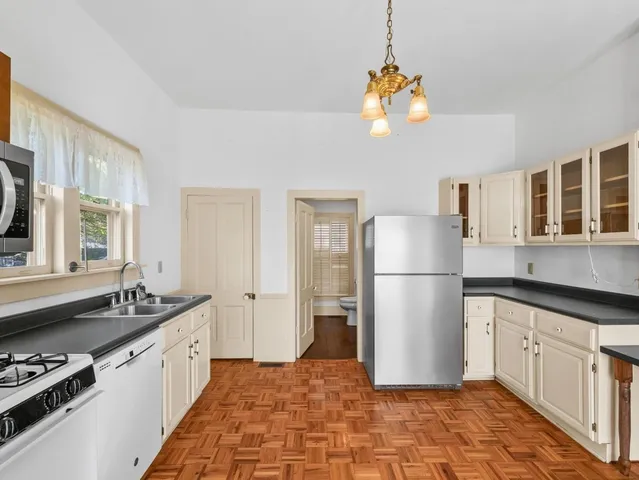 $175,000 | 532 North Charter Street, Monticello, IL 61856