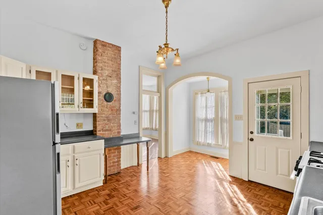 $175,000 | 532 North Charter Street, Monticello, IL 61856