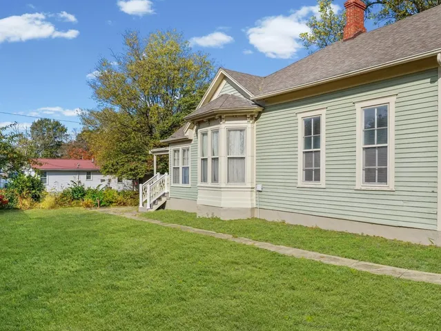 $175,000 | 532 North Charter Street, Monticello, IL 61856