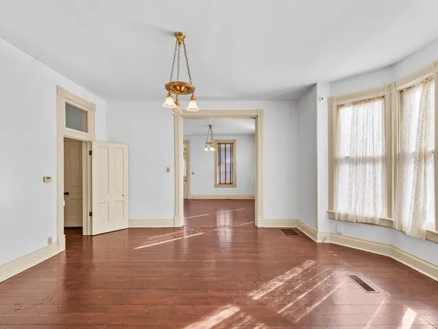 $175,000 | 532 North Charter Street, Monticello, IL 61856