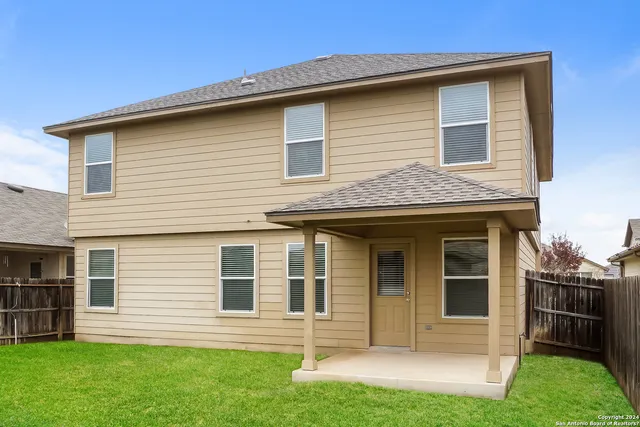 $2,670 | 8939 Hickman Park, San Antonio, TX 78254