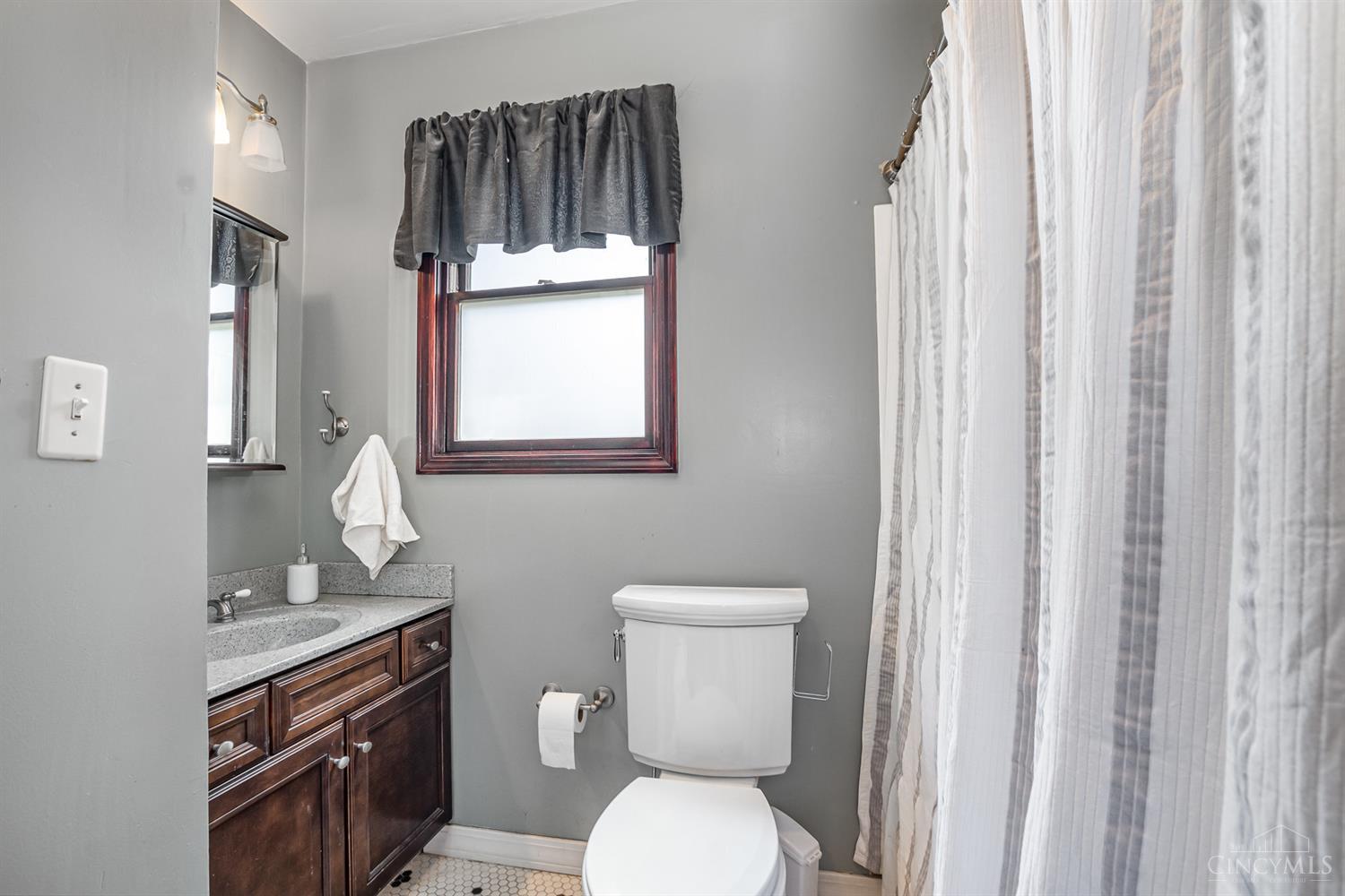 5554 Rapid Run Road Cincinnati, OH 45238 - Photo 19 of 35