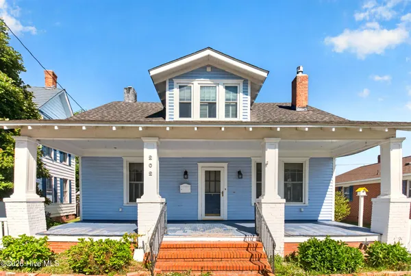 $275,000 | 202 North Front Street, Hertford, NC 27944