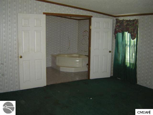 5010 West Fike Road Coleman, MI 48618 - Photo 9 of 9 1767822-8.JPG