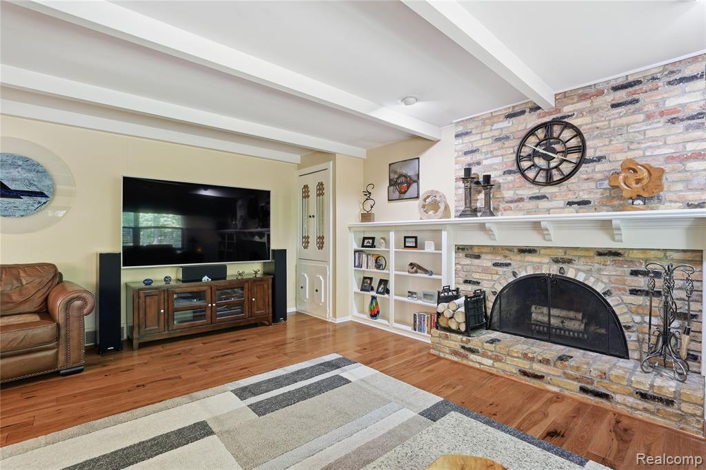 6211 Kings Scepter Road Grand Blanc, MI 48439 - Photo 8 of 82