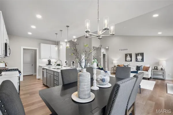 $317,990 | 1 Tbb Rockport @ Pinckney Ridge, Warrenton, MO 63383