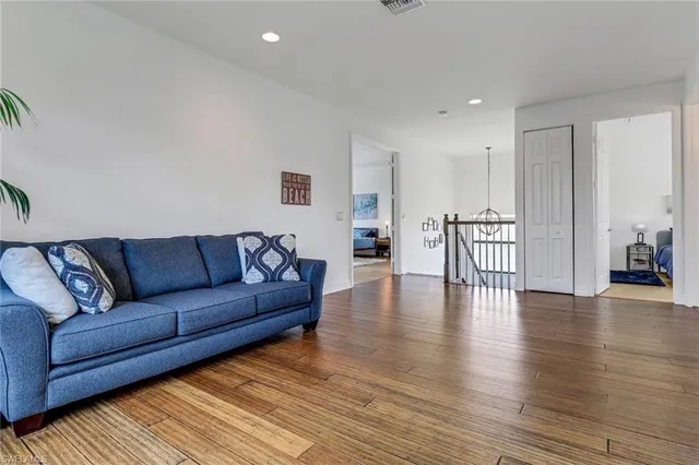 $6,000 | 3295 Tahoe Court, Naples, FL 34119