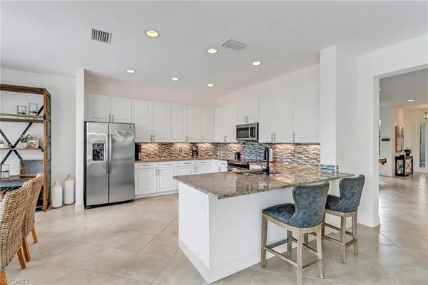 $6,000 | 3295 Tahoe Court, Naples, FL 34119