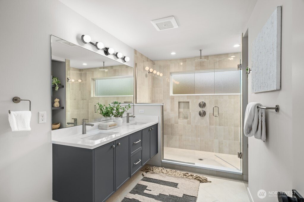 2509 North 42nd Street Seattle, WA 98103 - Photo 12 of 26
