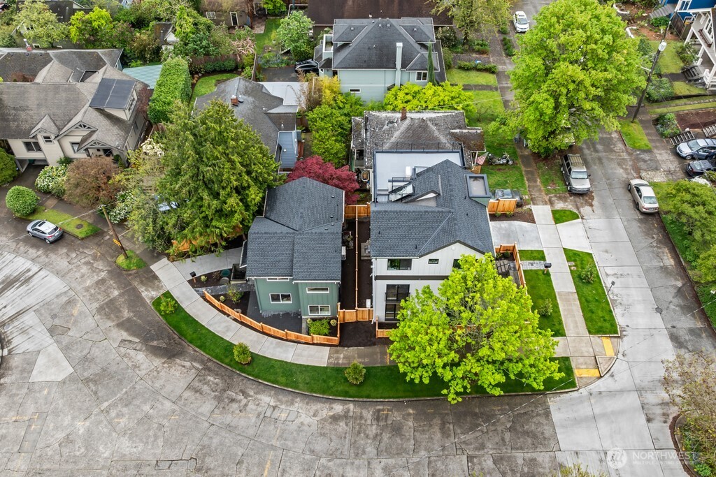 2509 North 42nd Street Seattle, WA 98103 - Photo 24 of 26