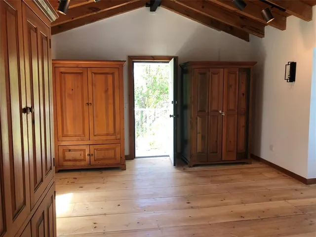 a view of a storage & utility room