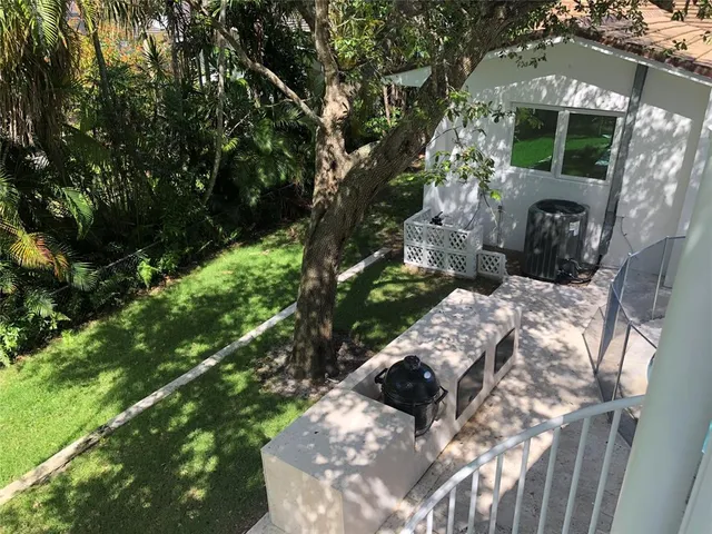 $18,500 | 5100 Granada Boulevard, Coral Gables, FL 33146