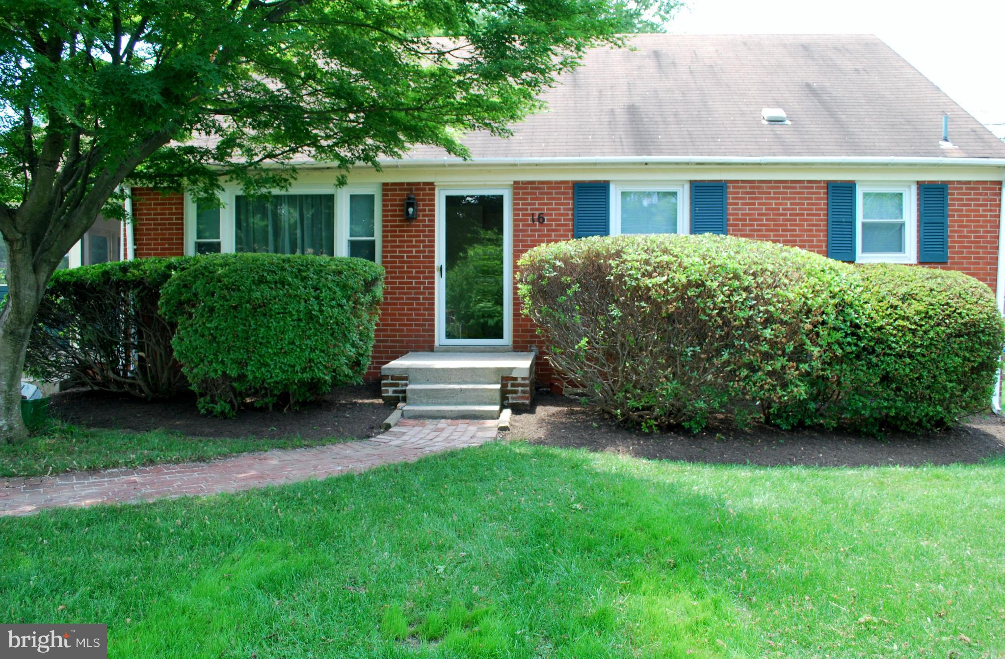16 Mills Road Gaithersburg, MD 20877 - Photo 1 of 24 Exterior (Front)