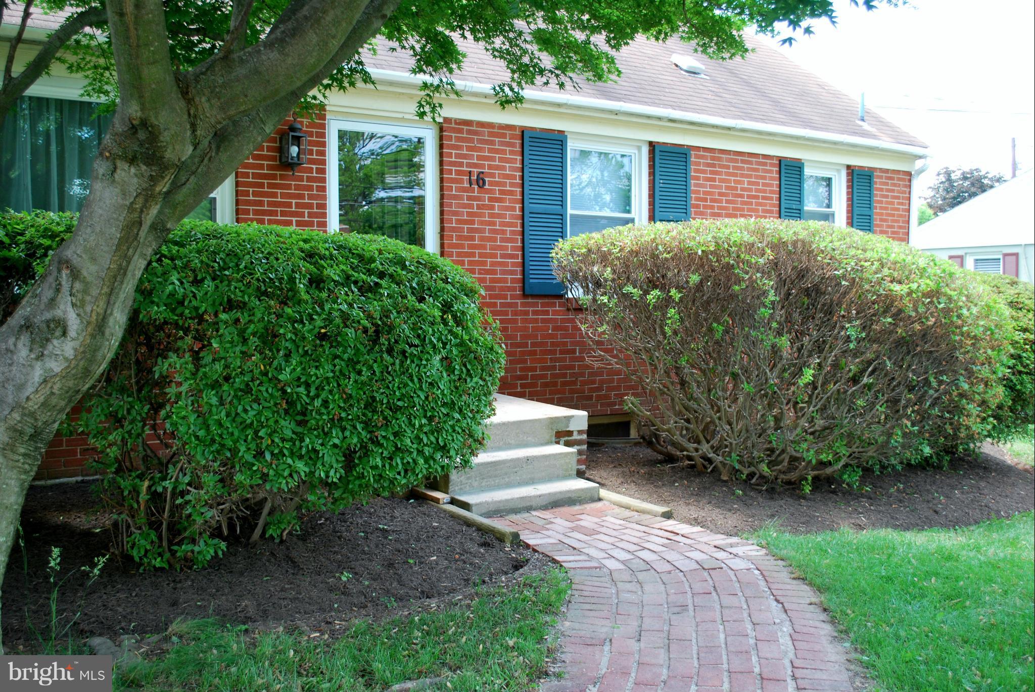 16 Mills Road Gaithersburg, MD 20877 - Photo 2 of 24 Exterior (Front)