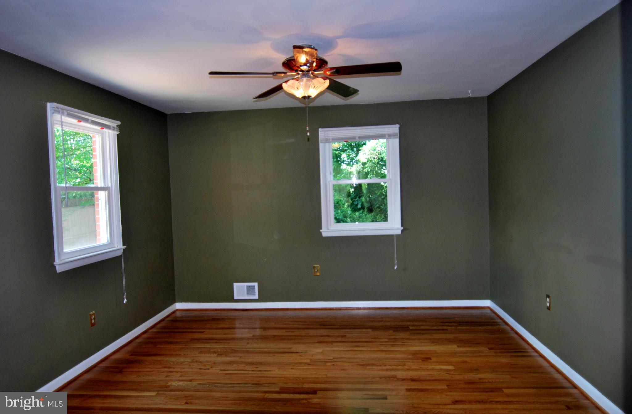 16 Mills Road Gaithersburg, MD 20877 - Photo 8 of 24 Interior (General)