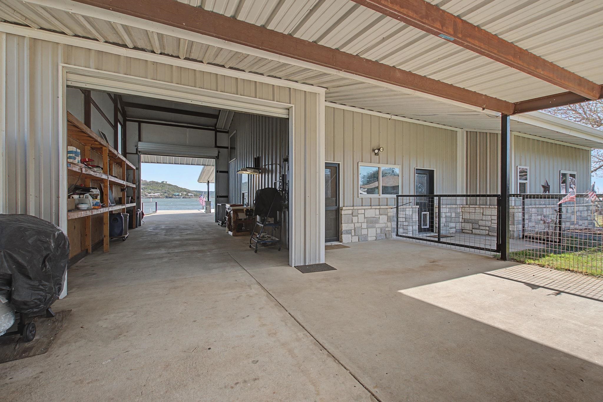 303 Lakeshore Loop Tow, TX 78672 - Photo 6 of 30 a view of a livingroom with furniture