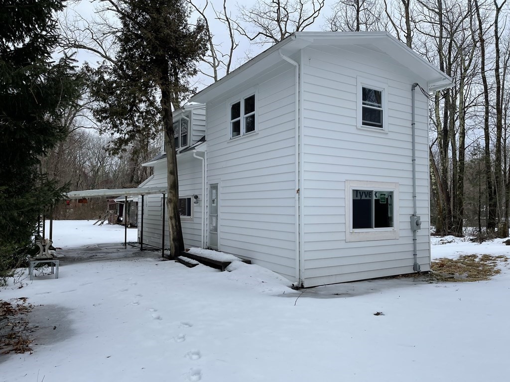 8 Dawson Road Worcester, MA 01602 - Photo 1 of 17 Gallery Image 1