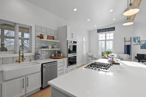 $1,029,900 | 1066 Edinborough Court, Geneva, WI 53147