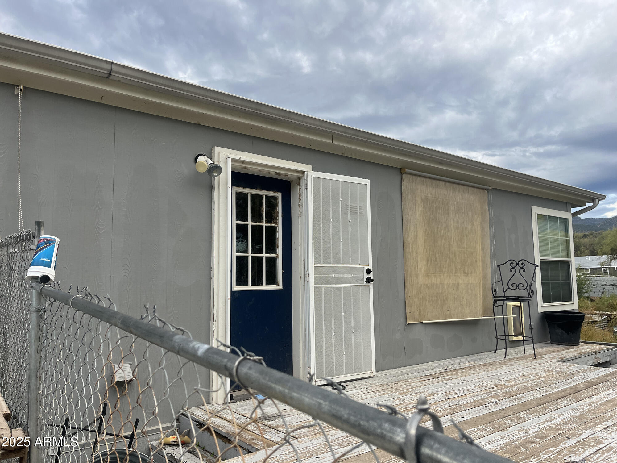 2322 Beasley Flat Road Camp Verde, AZ 86322 - Photo 23 of 27 a backyard of a house
