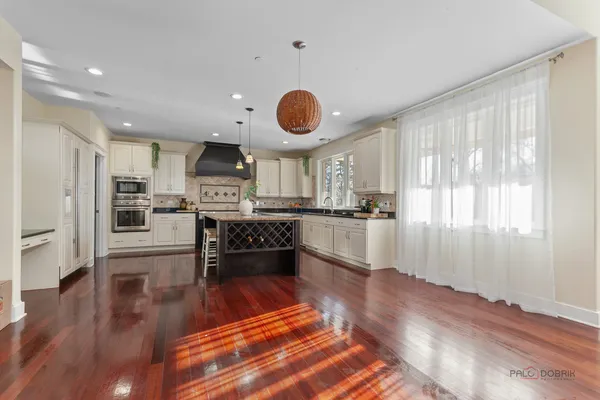$1,570,000 | 1147 Steeple View Drive, Long Grove, IL 60047