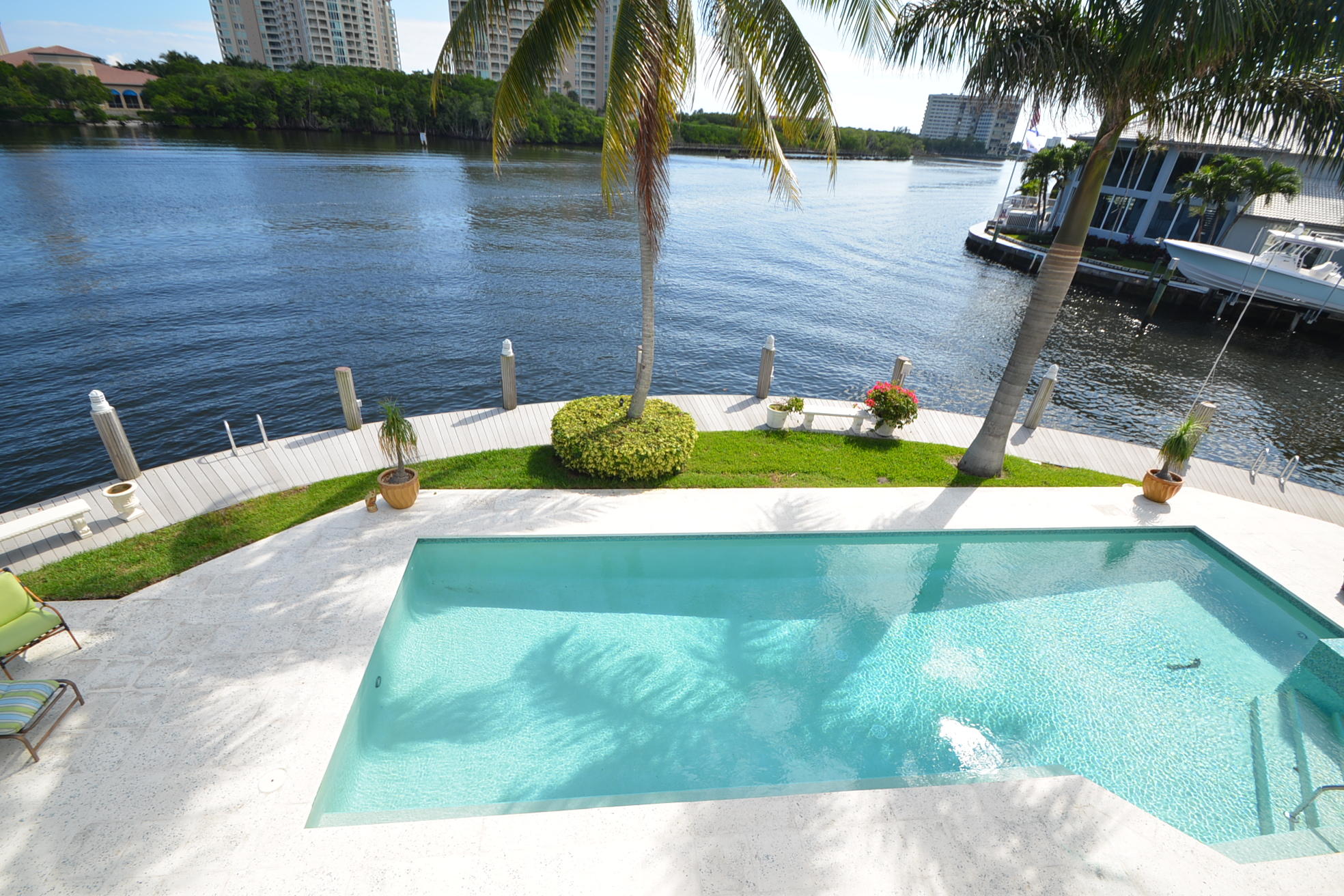 6898 Northeast 8th Drive Boca Raton, FL 33487 - Photo 28 of 62 DSC_7955