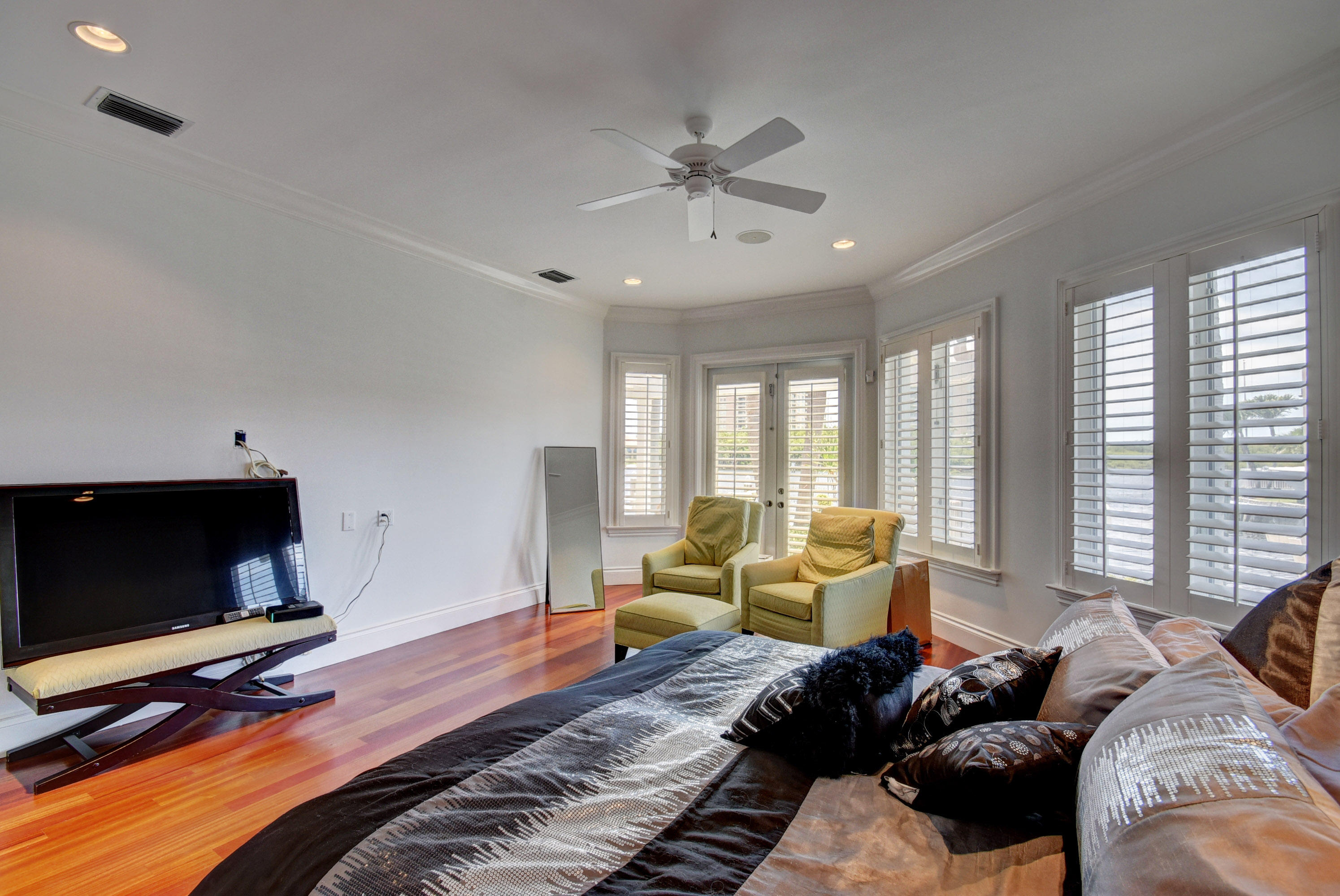 6898 Northeast 8th Drive Boca Raton, FL 33487 - Photo 53 of 62 Virtuals1 (18)