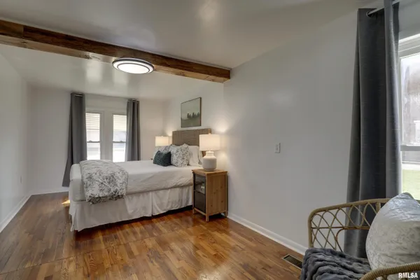 $127,000 | 121 North Broad Street, Loraine, IL 62349