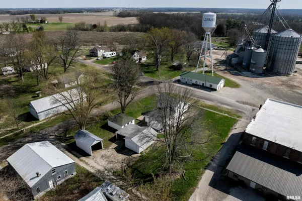 $127,000 | 121 North Broad Street, Loraine, IL 62349