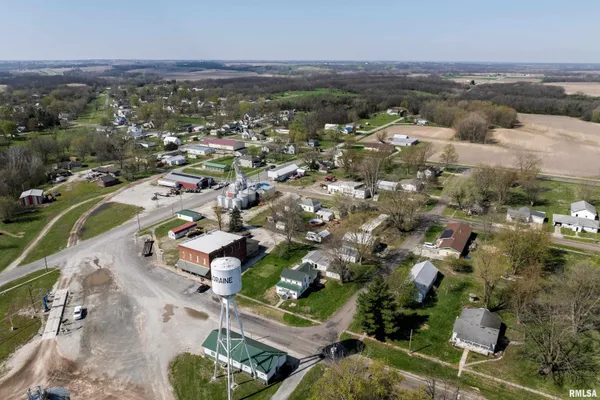 $127,000 | 121 North Broad Street, Loraine, IL 62349