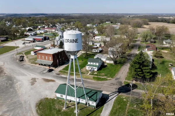 $127,000 | 121 North Broad Street, Loraine, IL 62349