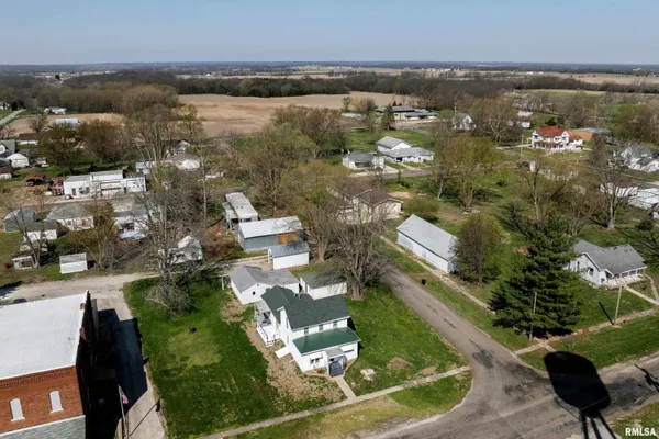 $127,000 | 121 North Broad Street, Loraine, IL 62349