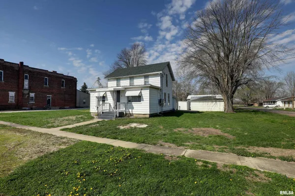 $127,000 | 121 North Broad Street, Loraine, IL 62349