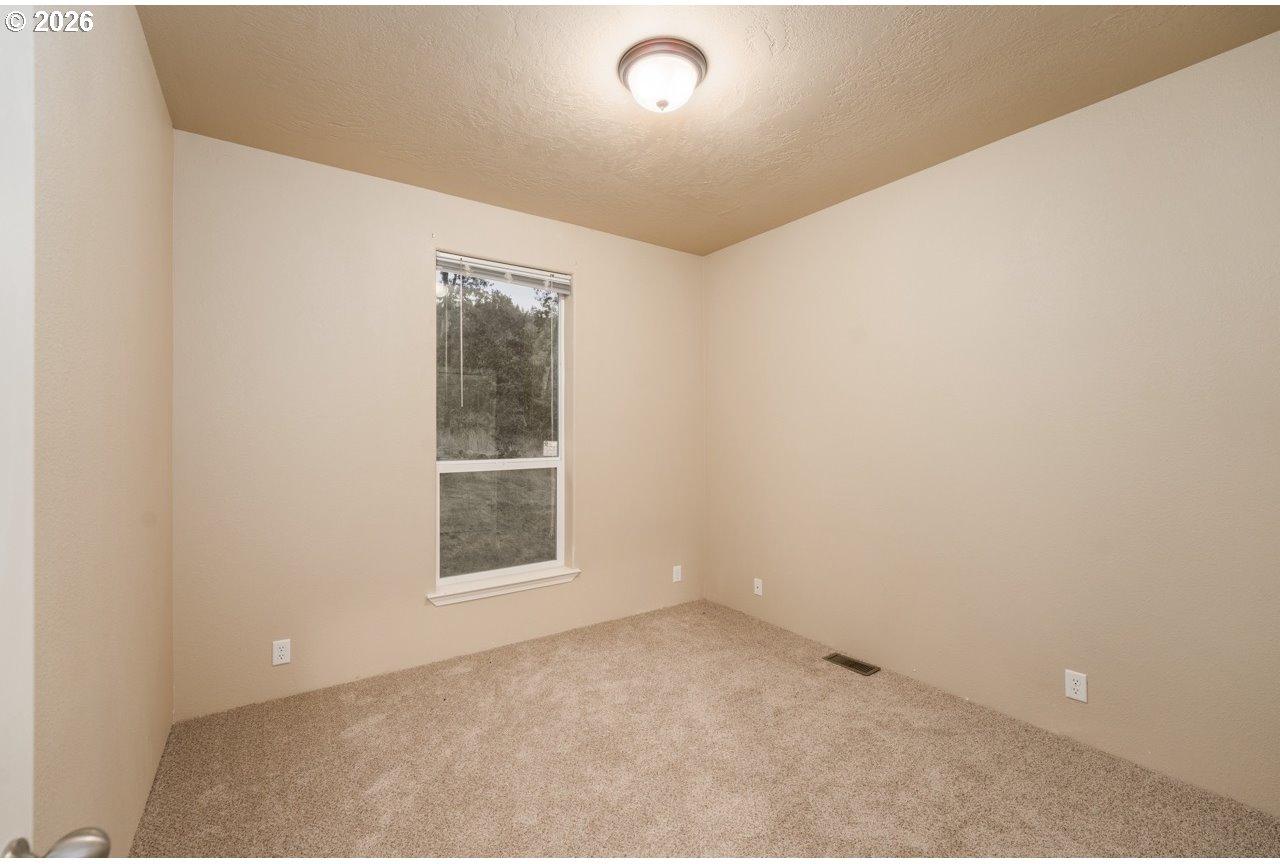 1623 Lower Crest Road Oakland, OR 97462 - Photo 26 of 35 Gallery Image 26
