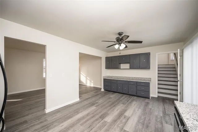 $349,900 | 136 Universal Drive, St. Peters, MO 63376