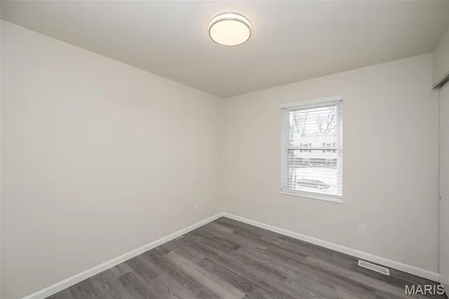 $349,900 | 136 Universal Drive, St. Peters, MO 63376