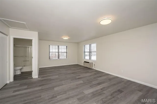 $349,900 | 136 Universal Drive, St. Peters, MO 63376