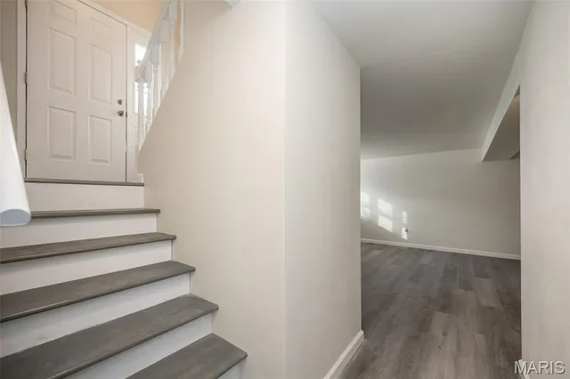 $349,900 | 136 Universal Drive, St. Peters, MO 63376